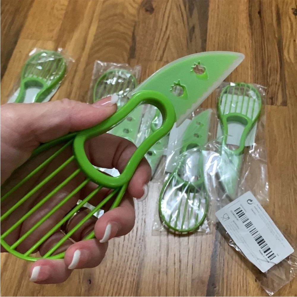 NEW Multi-Function Green Avocado Slicer Tool - Picture 12 of 13